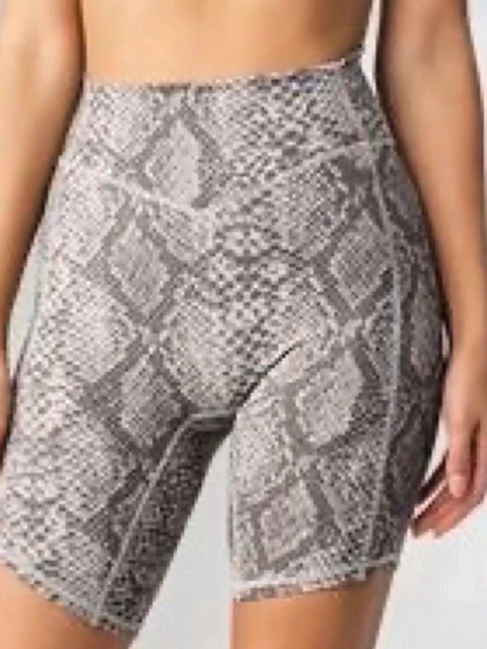 Balance Athletica Biker Short Gray